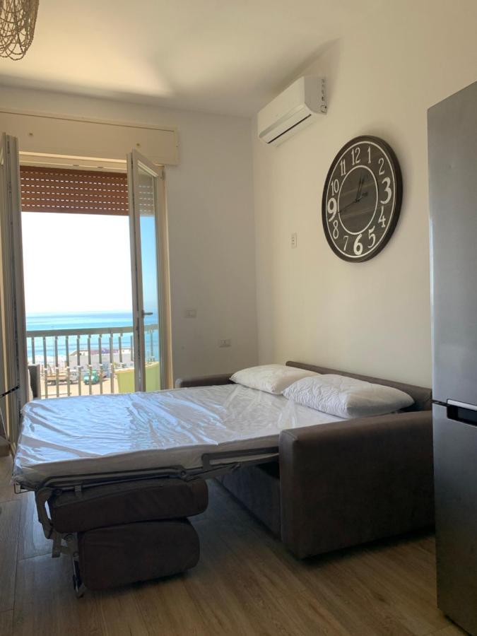 Attico Galilei D. Apartment Галиполи Екстериор снимка